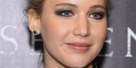 The Most Majestic Makeup For Grey Eyes | The Huffington Post