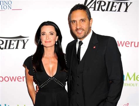 Kyle Richards' Husband Mauricio Dealt Blow in $32 Mil Home Lawsuit