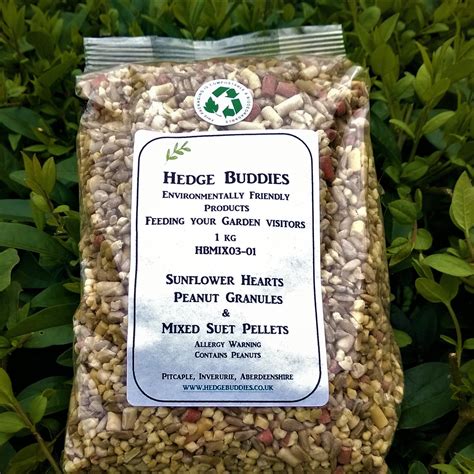 HBMIX03 - Sunflower Hearts, Peanut Granules & Suet Pellets - Bird food ...