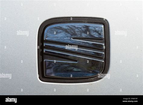 Seat logo on a car Stock Photo - Alamy