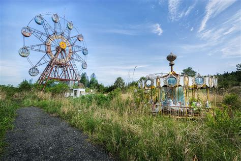 Abandoned Theme Parks