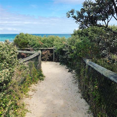 Seaford beach in Victoria Australia - a quiet little beach 🏝