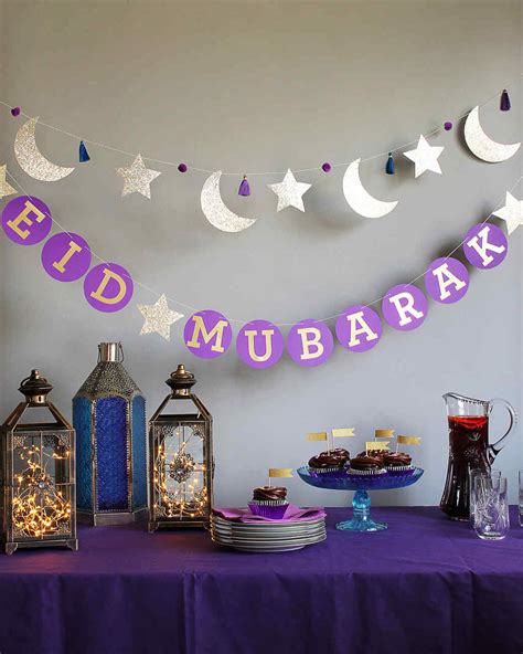 "Eid Mubarak" Circle Garland | Martha Stewart