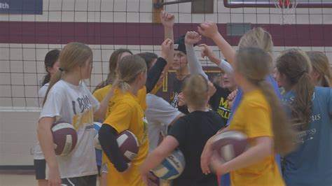 Hawley Volleyball Exceeding Own Expectations Heading into State Tournament - KVRR Local News