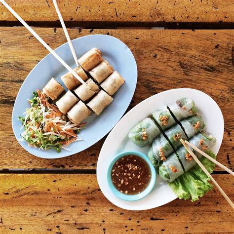 Thai Vegetarian or Shrimp Spring Rolls Recipe