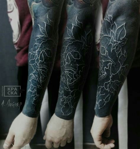 Pin by Dimas Rodrigues on Blackwork | All black tattoos, Black ink tattoos, Cool arm tattoos