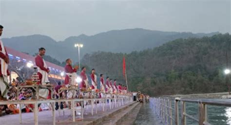 Triveni Ghat And Ganga Aarti - Discover India