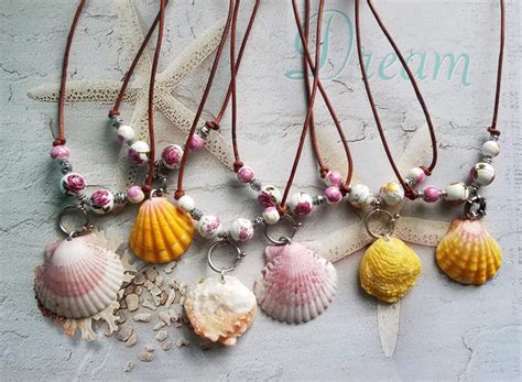 32 DIY Seashell Crafts That Bring The Spirit Of Summer To Life