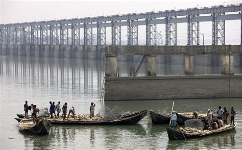 Biggest river of Nepal, The Koshi Barrage of Nepal - DEO CIRCLE