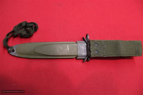 U.S. MODEL M4 BAYONET MADE BY BREN-DAN WITH USM8A1 SHEATH IN VERY GOOD CONDITION.