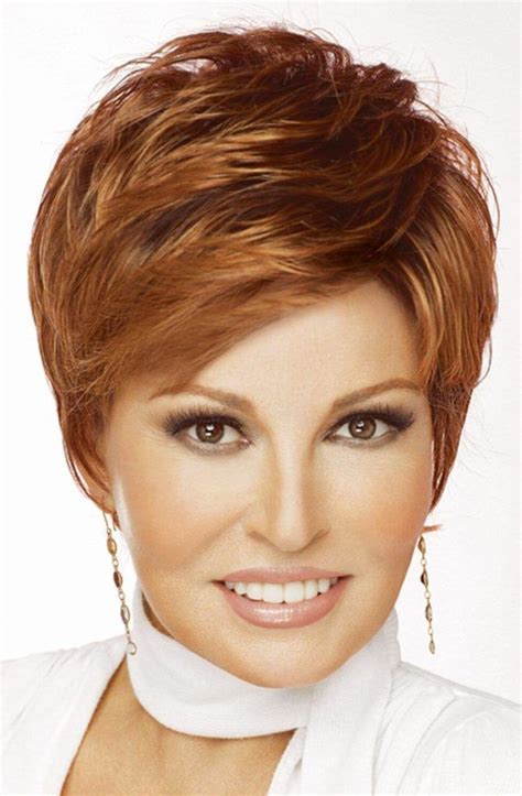 50 Raquel Welch Hairstyles for Women Over 50 | Womens hairstyles, Golden blonde hair color ...