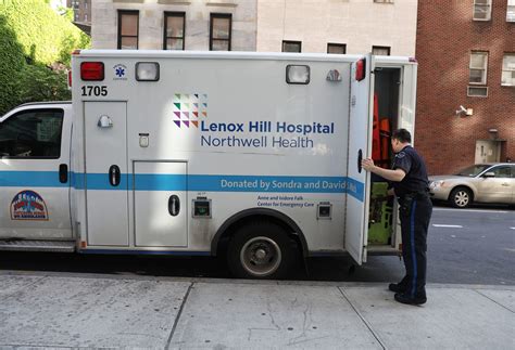 A Day In The Life Of The Lenox Hill Emergency Department | The Well by ...