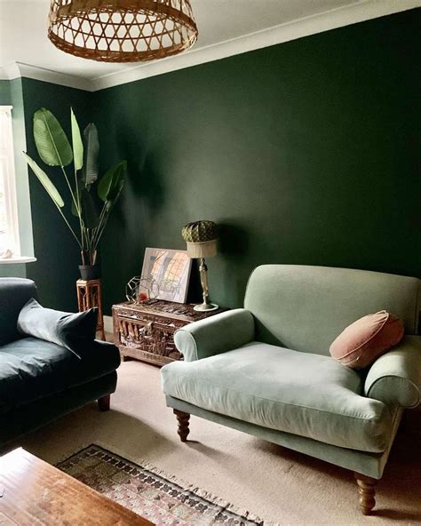 10+ Dark Green Living Room – DECOOMO