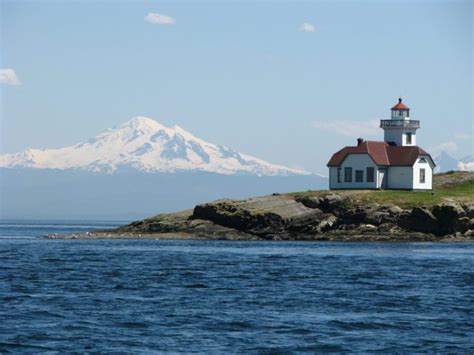 All-Inclusive Sailboat Charter | Sailing Trips | San Juan Islands