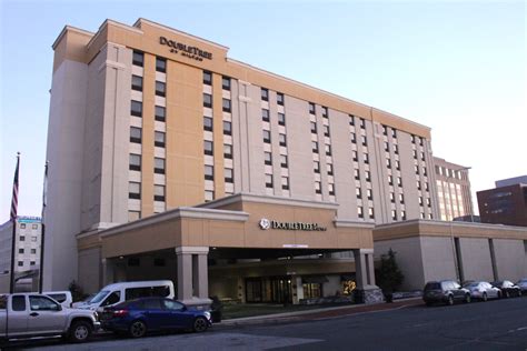 Wilmington DoubleTree hotel bidding tops $8M - Delaware Business Times