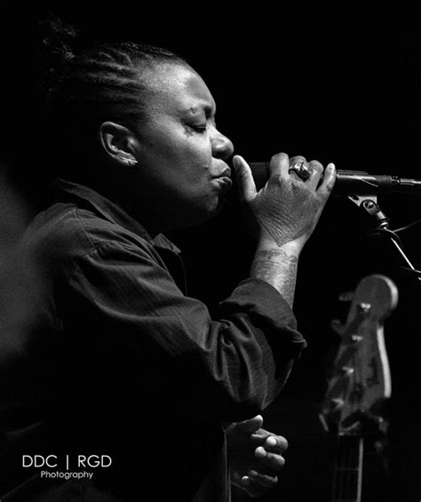 Concert pictures of Meshell Ndegeocello performing in Arizona