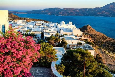 Milos Island, A Beautiful and Romantic Island in Greece - Traveldigg.com