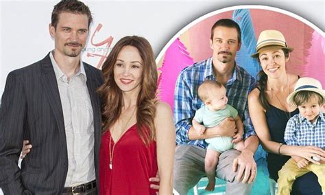 Autumn Reeser 'divorcing husband' after two sons, five-year marriage | Marriage, Old actress ...