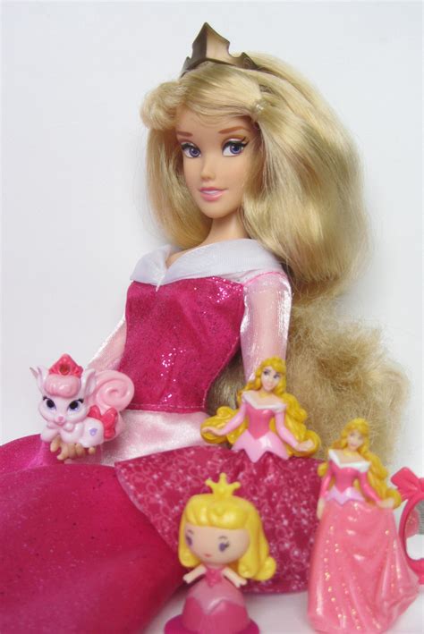 https://flic.kr/p/EGPm4j | Aurora - 2012 Classic Disney Princess 12'' Doll (DisneyStore ...