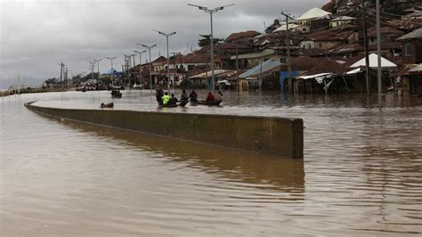 Nigeria floods: 'Overwhelming' disaster leaves more than 600 people ...