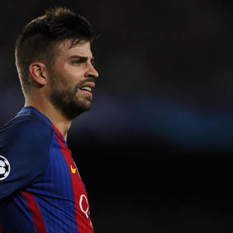 Gerard Pique Aggravates Knee Injury vs. Valencia in Copa del Rey | News ...