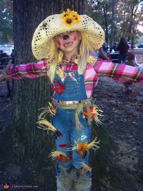 Scarecrow Homemade Halloween Costume | Coolest DIY Costumes