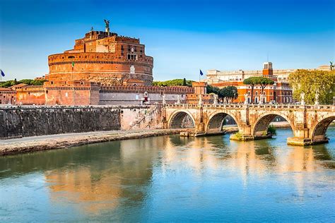 Which River is Rome On? - WorldAtlas