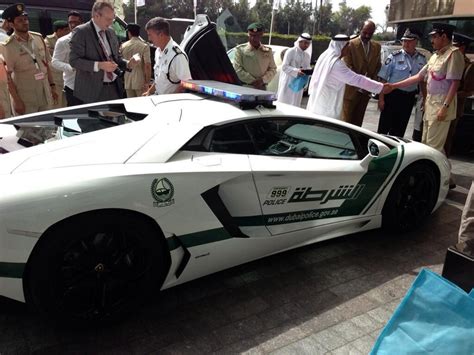 Dubai Adds Lamborghini Police Cars - Imgur Dubai, Love Car, Police Force, Swat, Lamborghini ...