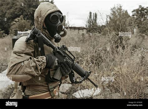 Nuclear post apocalypse survivor Stock Photo - Alamy