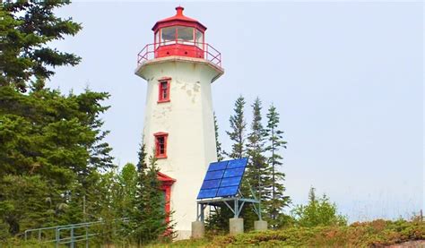 Lake Superior Lighthouses - Lake Superior Circle Tour