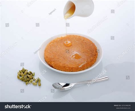 Kunafa Sweet Dish Saudi Arabian Dish Stock Photo 2231548199 | Shutterstock