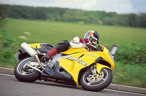 SUZUKI TL1000R (1998-2004) Review | Speed, Specs & Prices | MCN