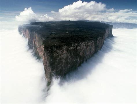 Mount Roraima's Most Awe-Inspiring Photos All In One Place