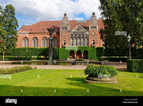 Royal library garden copenhagen hi-res stock photography and images - Alamy