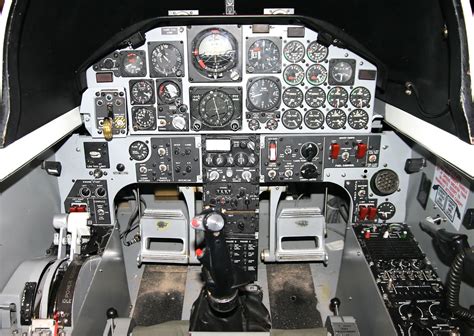 T-38 Talon Cockpit - Simulation Trainer | This simulator sho… | Flickr