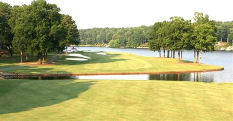 carolina-trace-lake - Tobacco Road Golf & Travel