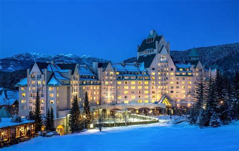 Fairmont Hotel Named #1 Resort in Canada