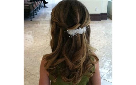 48 Simply Stunning First Communion Hairstyles for Girls