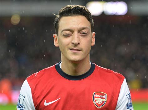 FUNNY DREAM! Arsenal Star, Mesut Ozil Eyes Ballon d'Or » Thesheet.ng