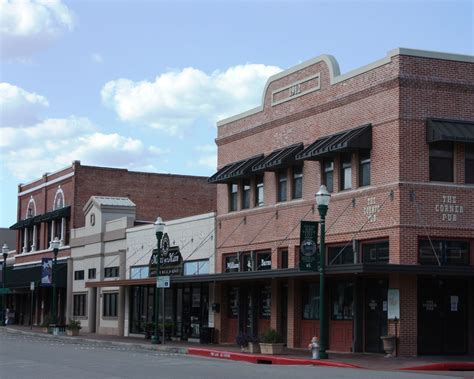 Holloween Pub Crawl - Downtown Conroe