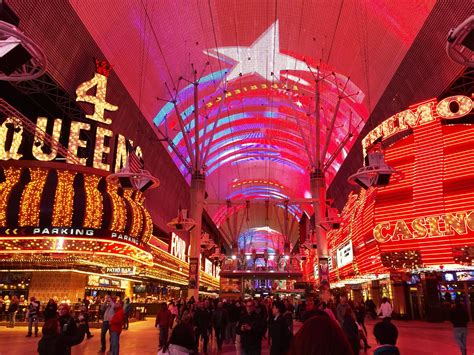 Fremont Street Experience Las Vegas - Vegas Attractions | Vegas.com | Fremont street experience ...