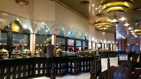 Brilliant buffet restaurant - Lal Qila Restaurant, Dubai Traveller Reviews - Tripadvisor