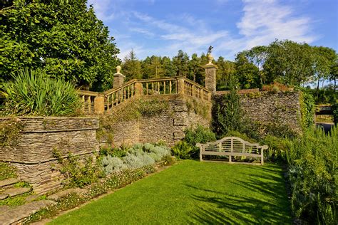 Steps and Bench - Hestercombe Gardens | Hestercombe Gardens,… | Flickr