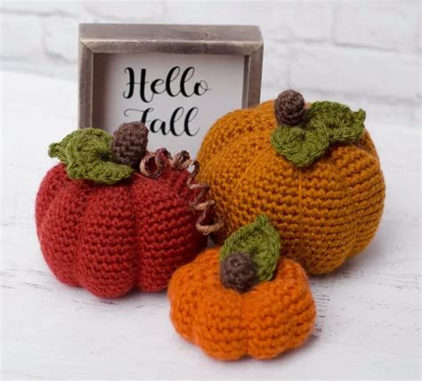 Small Crochet Pumpkin Pattern - Crochet 365 Knit Too