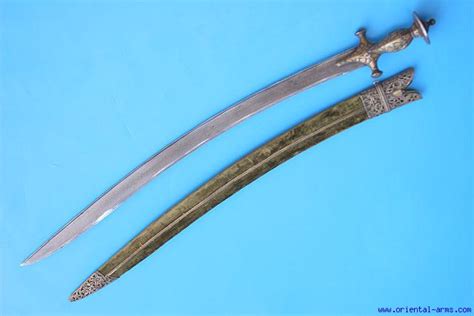 Oriental-Arms: Very Fine Wootz Sousson Pata Sword - India