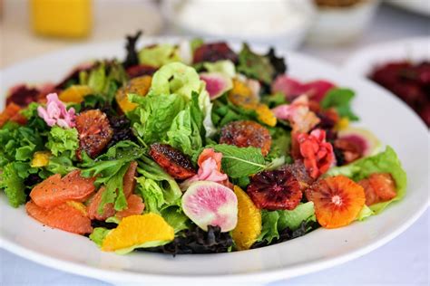 Citrus Salad with Orange-Shallot Vinaigrette - The Mad Table