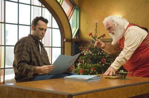 Holiday Movie and TV Favorites - IMDb | Fred claus, Vince vaughn, Movies