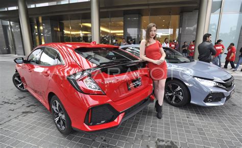 HONDA CIVIC HATCHBACK TURBO | ANTARA Foto