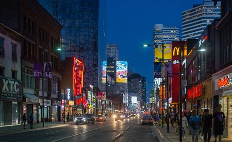 Let’s re-make Yonge Street to address the climate emergency - David Suzuki Foundation