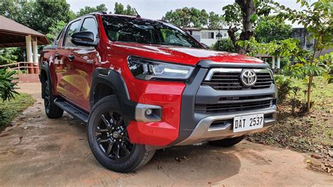 Toyota Hilux Conquest 2.8 4x4 AT 2023: PH Review, Price, Specs